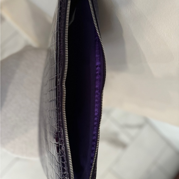 Fauna Collection's 16" Laptop Sleeve - Picture 5 of 5